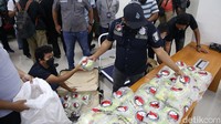 Selama satu tahun ini, Polres Jakpus berhasil menggagalkan peredaran narkoba jenis sabu sebanyak 741 kilogram dari jaringan internasional.