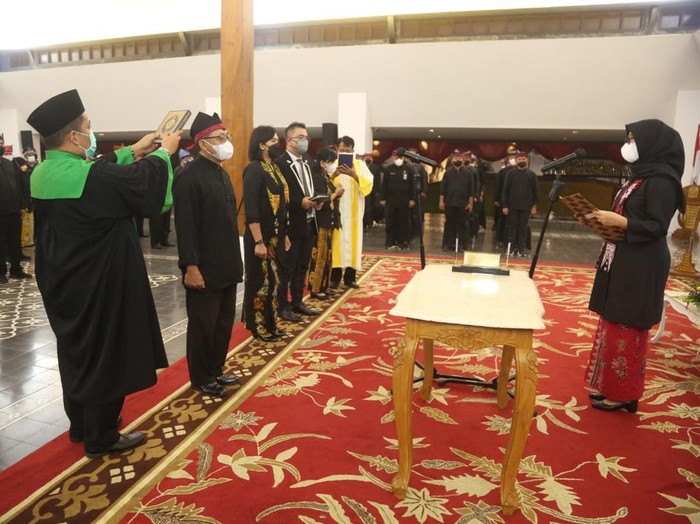 183 pejabat struktural di lingkungan Pemkab Banyuwangi dilantik jadi jabatan fungsional