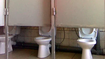 Ya percuma dong dikasih pintu kalau gitu. Foto: (liveabout).