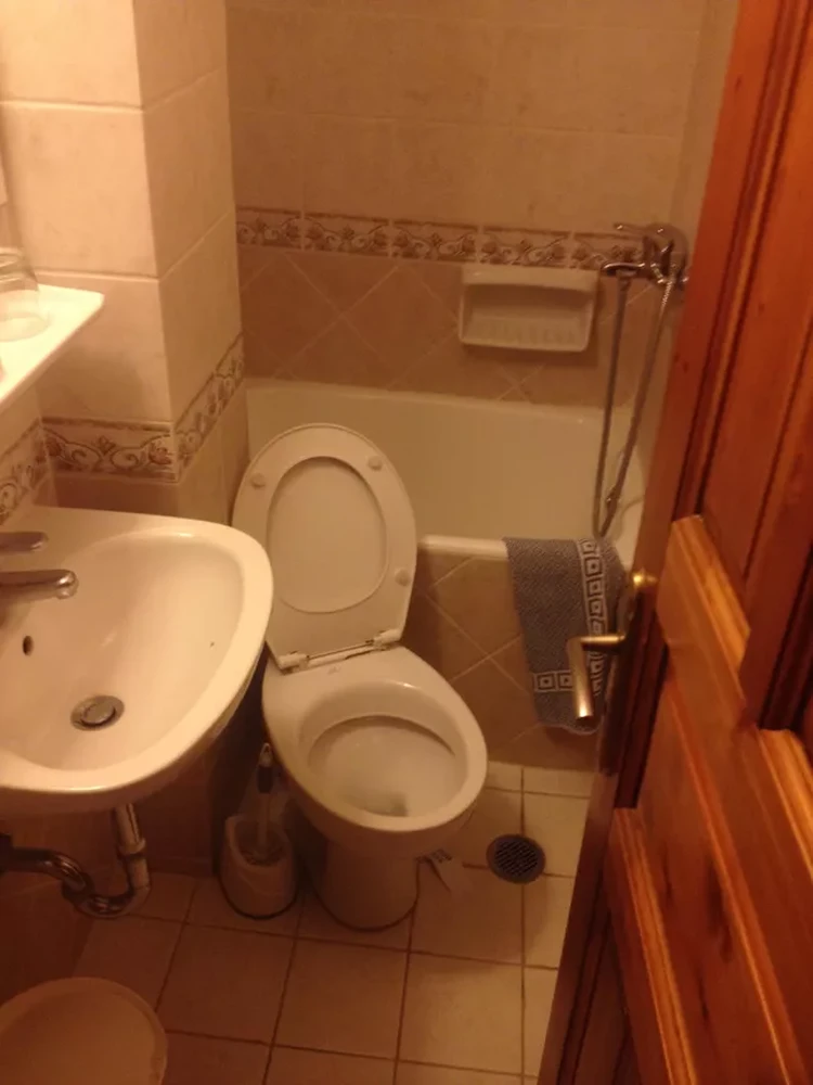 24 Kegagalan Desain Kamar Mandi Lucu, Berani Coba?