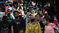 Untuk mengantisipasi penumpukan pengunjung, TMR sudah menyediakan aturan tertentu. Misalnya melakukan pendaftaran online, scan aplikasi PeduliLindungi, penerapan ganjil genap, hingga menyediakan wastafel tempat mencuci tangan di titik yang mudah dijangkau. 