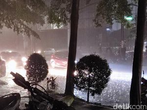 Cuaca Makassar Besok Minggu 7 Januari: Pagi Berawan-Siang hingga Malam Hujan