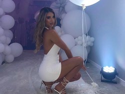 7 Potret Pesta Tahun Baru Terliar yang Digelar Bintang OnlyFans