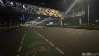 Polda Metro Jaya memberlakukan pengendalian mobilitas Crowd Free Night (malam bebas keramaian) pada malam tahun baru 2022 yang berlangsung mulai pukul 22.00 - 04.00 WIB.
