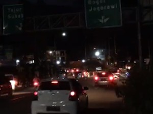 Malam Minggu, Situasi Lalin di Kawasan Puncak Lancar