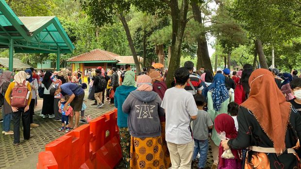 Suasana Ragunan di awal tahun baru 2022 Suasana Ragunan di awal tahun baru 2022