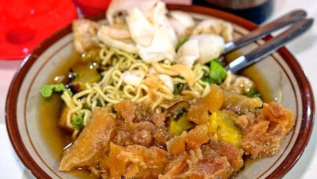 Rekomendasi Tahu Campur Enak di Surabaya