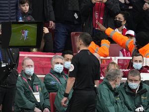 FIFA Ogah Pakai VAR dari Premier League di Piala Dunia 2022, Kenapa?