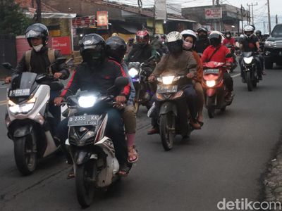 Arus Balik Libur Tahun Baru, Jalur Cileunyi Diserbu Sepeda Motor