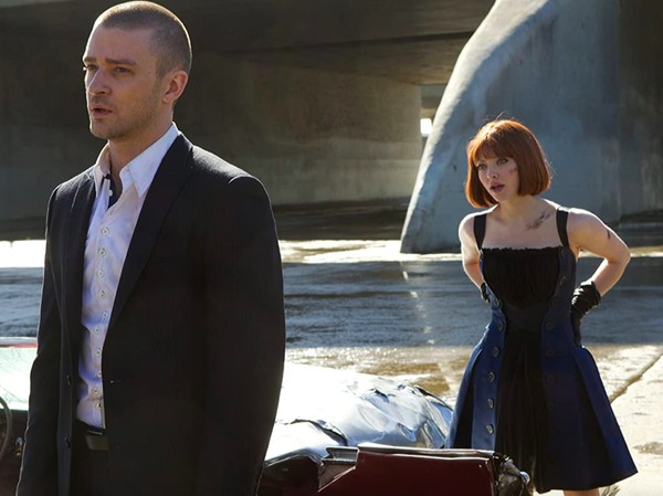 Ikki qiz bilan anal porno guruh