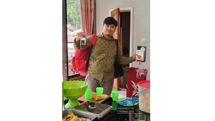 Mahasiwa UNS Raih Omzet Jutaan dari Bisnis Madu