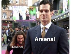 Meme Kekalahan Tragis Arsenal, Kartu Merah, dan Dibobol Menit Akhir