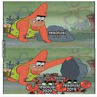Terlalu banyak membuat resolusi tapi nggak pernah direalisasikan. Jadi menumpuk gini deh resolusinya. Foto: Facebook