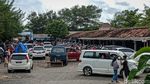 Foto: Pantai Glagah Ramai Ribuan Wisatawan