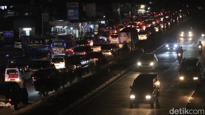 Puncak Arus Balik Terjadi di Jalur Selatan Nagreg-Cileunyi