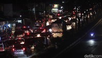 Rislam mengungkapkan, meski terjadi kepadatan pihaknya mengupayakan agar roda kendaraan terus berputar dan tidak terjadi kepadatan yang cukup parah.  