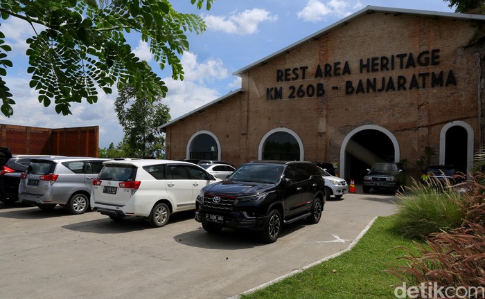 5 Fakta Pabrik Gula Banjaratma yang Kini jadi Rest Area Paling Ikonik di  Brebes