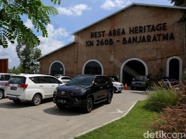 Rehat Sejenak Sambil Wisata Heritage di Rest Area Bekas Pabrik Gula