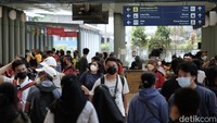Puncak arus balik Nataru diperkirakan terjadi hari ini sampai Senin (3/1). 