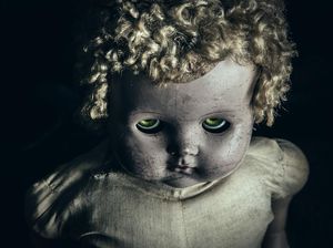 Fakta-fakta Boneka Arwah yang Katanya Bisa Bikin Kaya