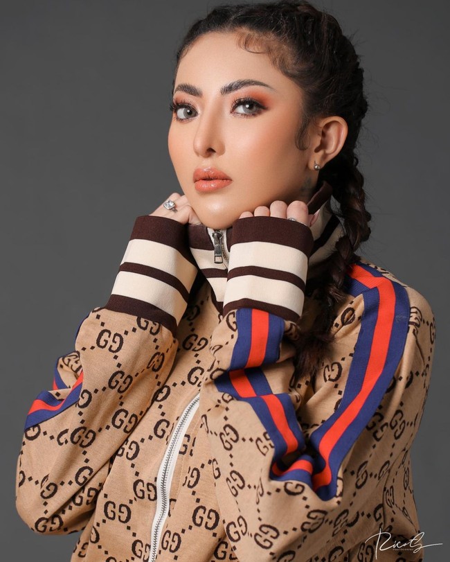 Ayu Aulia merupakan seorang model sekaligus DJ dan penyanyi. Foto: Instagram/@ayuaulia5252