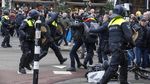 Demo Anti Lockdown di Belanda Ricuh