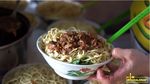 Jajan di Sini! 20 Mie Ayam Gerobakan Porsi Mantap Rp 15 Ribuan