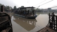 Hal itu membuat perahu penyeberangan tersebut menjadi pilihan bagi mereka yang akan menuju ke Surabaya dari Sidoarjo atau pun sebaliknya karena lebih efesien dan untuk menghindari kemacetan.