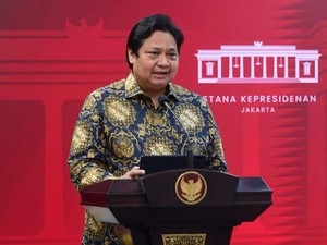 Respons Arahan Presiden, Airlangga Evaluasi Level PPKM Luar Jawa Bali