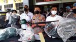 Momen 2 Tersangka Diksar Maut Menwa UNS Dikirim ke Kejari