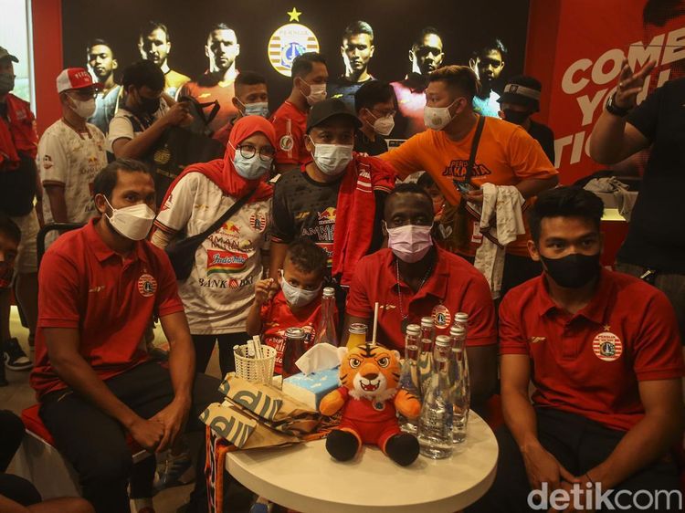 Momen Keseruan Meet And Greet 5 Pemain Baru Persija