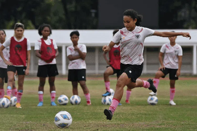 Latihan Keras Timnas Putri Indonesia Jelang Piala Asia