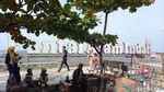 Pengunjung Serbu Pantai Alam Indah, Jalanan Kota Tegal Macet Parah