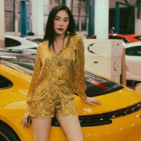 Chanathip dan Pitchanart berkencan selama tiga tahun sejak 2016. Dilansir Bangkok Post, mereka pertama kali dipertemukan ketika tampil sebagai bintang tamu di sebuah acara tv pada 2015. Foto: Instagram @maypitchy