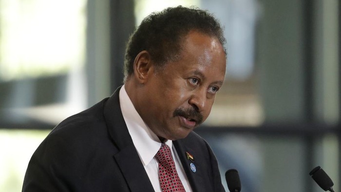 FILE - Sudanese Prime Minister Abdalla Hamdok speaks during a session of the summit to support Sudan, at the Grand Palais Ephemere in Paris on May 17, 2021. On Sunday, Jan. 2, 2021, Hamdok announced his resignation amid political deadlock and widespread pro-democracy protests following a military coup that derailed the country’s fragile transition to democratic rule. (AP Photo/Christophe Ena, Pool, File)