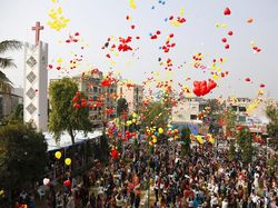 Melihat Lagi Kemeriahan Tahun Baru di Berbagai Penjuru Dunia