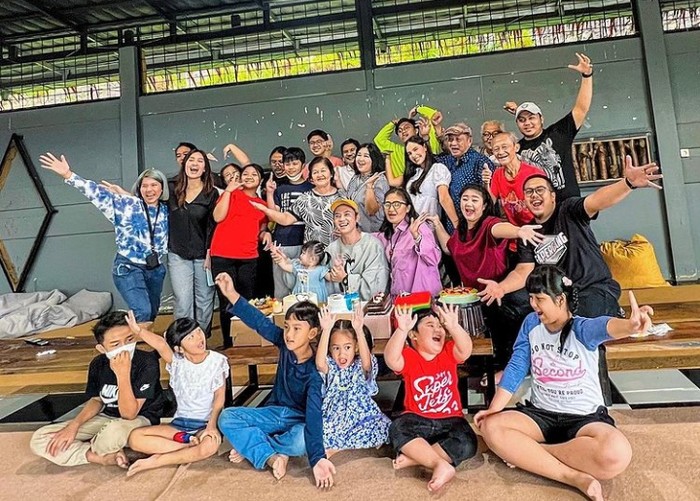 Rafael Tan Rafael Tan Mkan di Sungai dan Kulineran di Korea