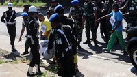 Kolonel Infanteri Priyanto, Kopda DA dan Kopda A memperagakan adegan demi adegan dalam rekonstruksi tersebut.