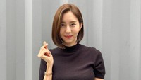 Penampilan Uee saat ini dengan rambut pendek. Di masa-masa sebagai member After School, dia sering terlihat tampil dengan rambut panjang. (Foto: dok. Instagram @kim_uieing49)
