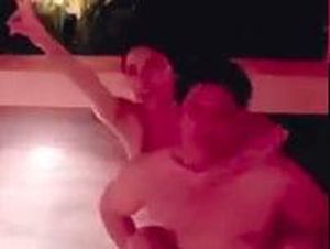 Heboh Zikri Daulay Gendong dan Ciuman dengan Ayu Aulia di Bali