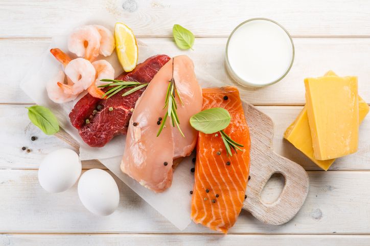 5 Makanan yang Sebaiknya Tak Dikonsumsi Bersamaan dengan Susu