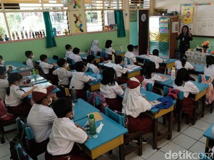 PPKM Diperpanjang Lagi, Simak Aturan PTM Terbaru di Wilayah Level 2 hingga 4