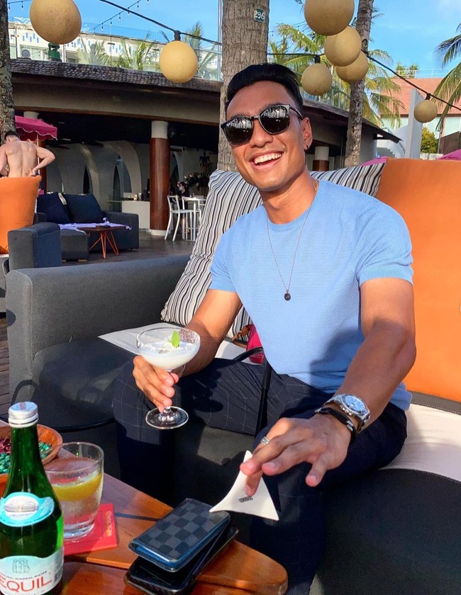 Walaupun tidak berasal dari kalangan selebriti namun pemilik nama lengkap Austin Alexander Soetopo itu memiliki hubungan yang cukup dekat dengan beberapa kalangan selebriti tanah air. Tak dapat dipungkiri, pesonanya pun seringkali mencuri perhatian. Foto: Instagram/@austin.alxndr