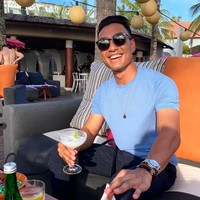 Walaupun tidak berasal dari kalangan selebriti namun pemilik nama lengkap Austin Alexander Soetopo itu memiliki hubungan yang cukup dekat dengan beberapa kalangan selebriti tanah air. Tak dapat dipungkiri, pesonanya pun seringkali mencuri perhatian. Foto: Instagram/@austin.alxndr