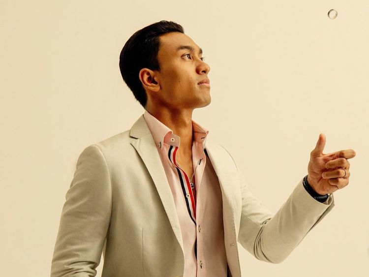 7 Potret Austin Alexander yang Juga Dijodohkan dengan Fuji