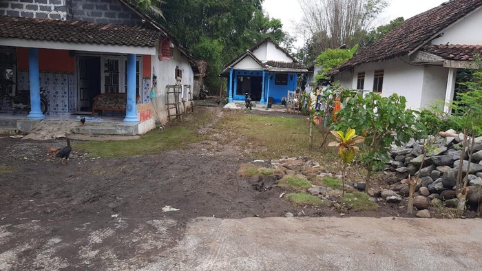Banjir yang merendam puluhan rumah warga di Desa Sidorejo Kecamatan Rowokangkung Lumajang, kini surut.