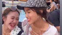 Mereka bahkan menyebut hubungannya sebagai bestie. Foto: Instagram Chika Chandrika