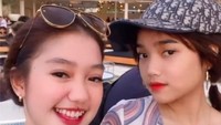 Namun pada kenyataannya, Chika Chandrika dan Fuji berhubungan baik. Foto: Instagram Chika Chandrika