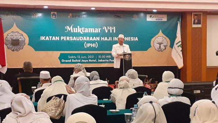 Ketua Umum Ikatan Persaudaraan Haji Indonesia (IPHI) Erman Suparno