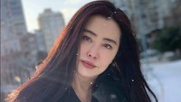 Joey Wong, 55 tahun kini juga tengah menikmati kehidupannya usai pensiun di Kanada. Foto: Dok. Internet/Baidu Tieba